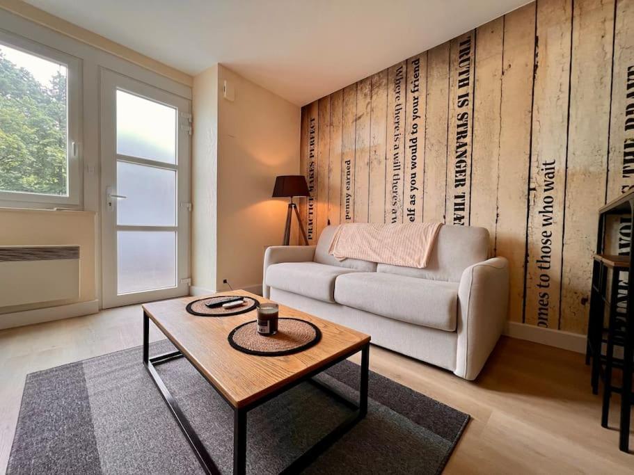 Appartement Climatise 4Prsn Au Pied De La Citadelle Безансон Екстер'єр фото